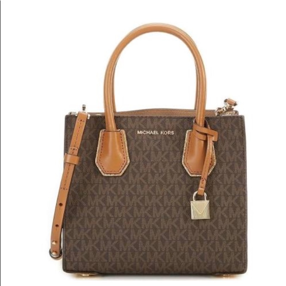 Michael Kors brown messenger md